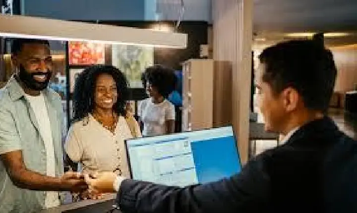 Cerca de 80% dos meios de hospedagem do RN ainda precisam aderir à nova Ficha Nacional de Registro de Hóspedes Digital