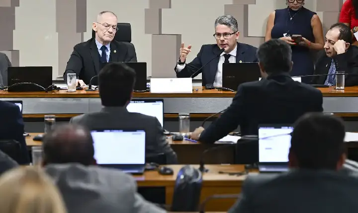 CPI do Crime aprova pedido para investigar beneficiários do Master