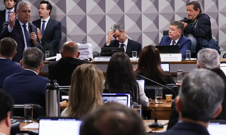 CPMI do INSS termina sem relatório final