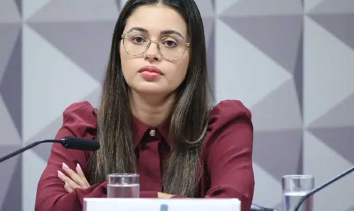 Empresária passa mal e depoimento é encerrado na CPMI do INSS