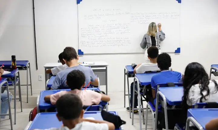 Governo do RN convoca mais 530 professores aprovados em concurso público