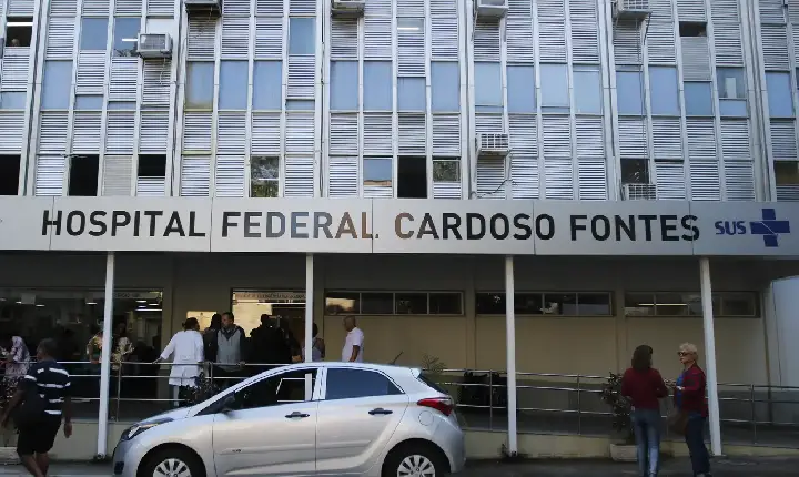 Lula inaugura emergência em hospital público do Rio de Janeiro