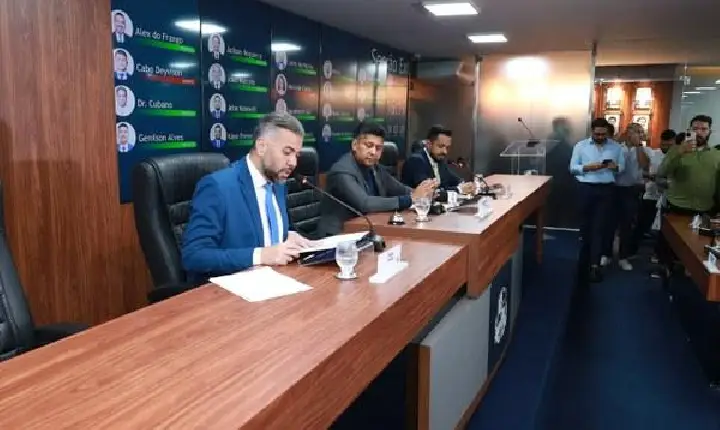 Câmara de Mossoró declara vacância do cargo de prefeito