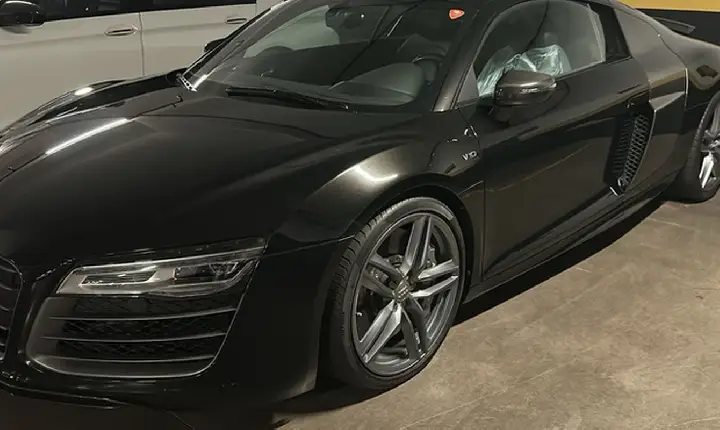 PF apreende carros de luxo em operação contra Careca do INSS 