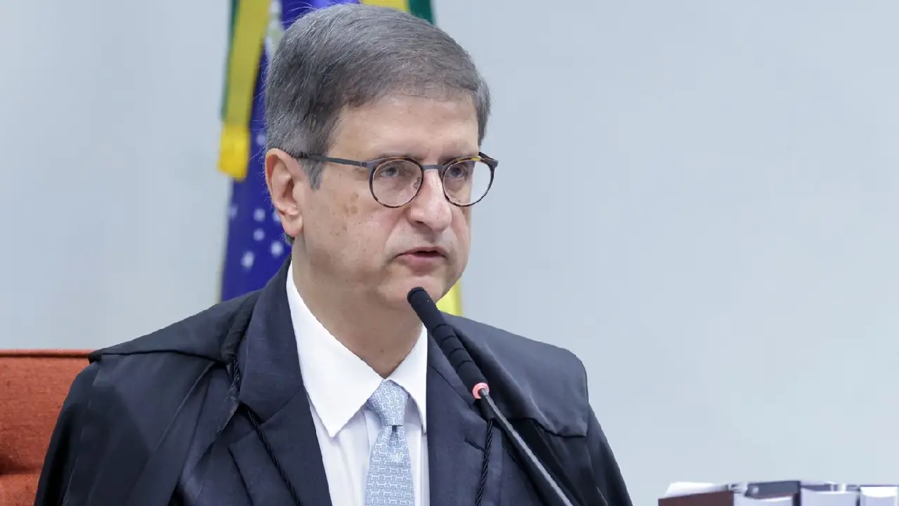 PGR apresenta parecer contrário à prisão domiciliar para Bolsonaro