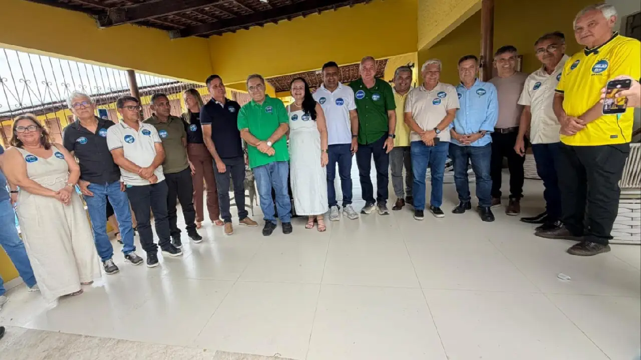 Prefeita de Rodolfo Fernadas confirma voto na chapa Álvaro e Baba