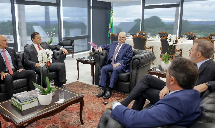 STF e Congresso fecham acordo por regra transição sobre penduricalhos