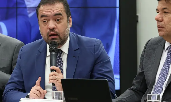 TSE mantém condenação de Claudio Castro à inelegibilidade  