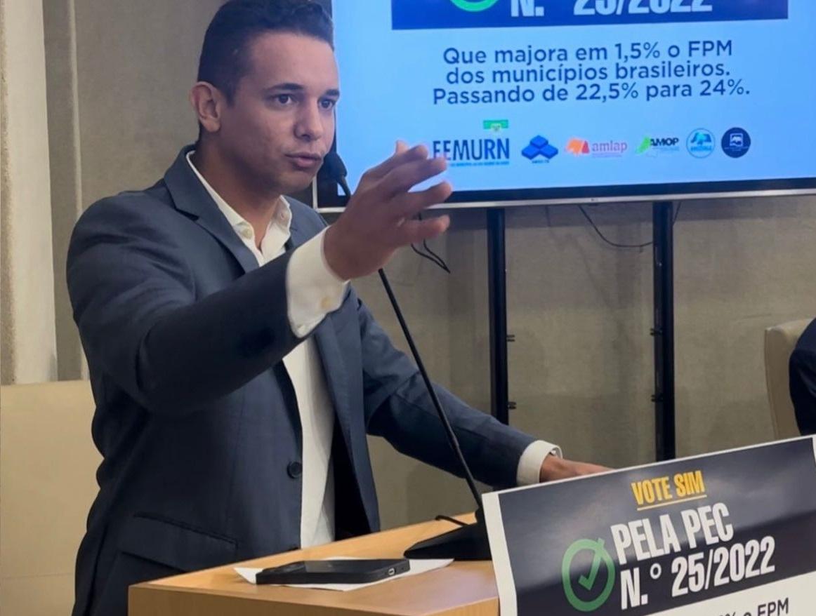 Allyson reforça luta pelo aumento do FPM em encontro de prefeitos com bancada federal