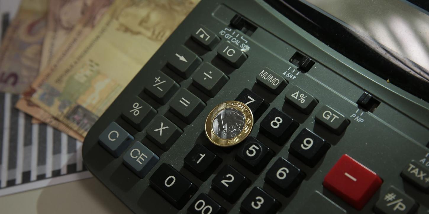 Quase 80% das famílias brasileiras está endividada