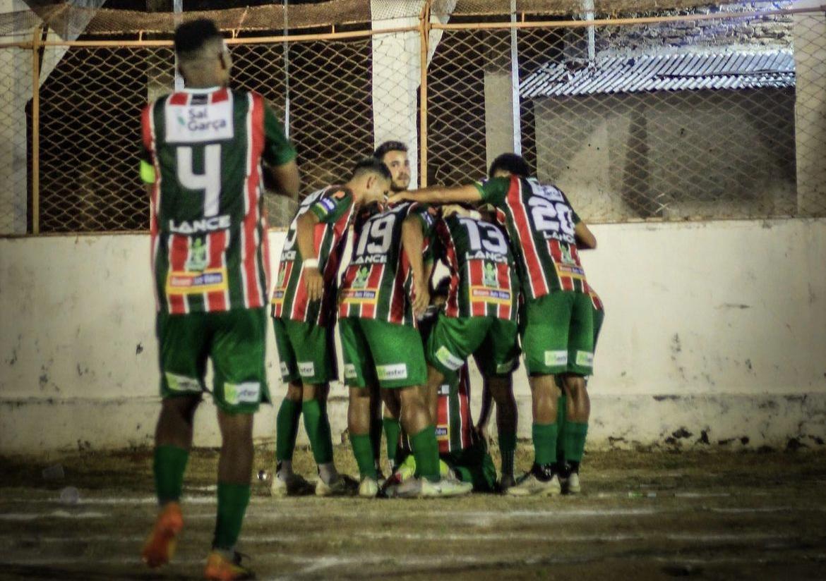 Baraúnas goleia Riachuelo e assume liderança da Segunda Divisão