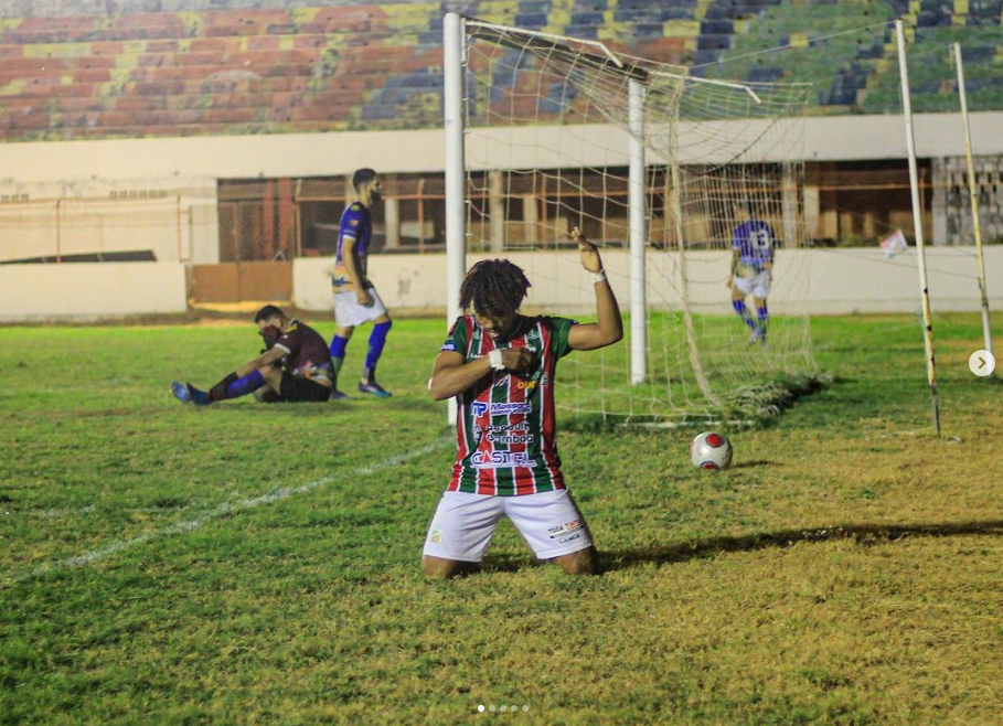 Baraúnas enfrenta o Laguna no Nogueirão para dormir na liderança da Segundona