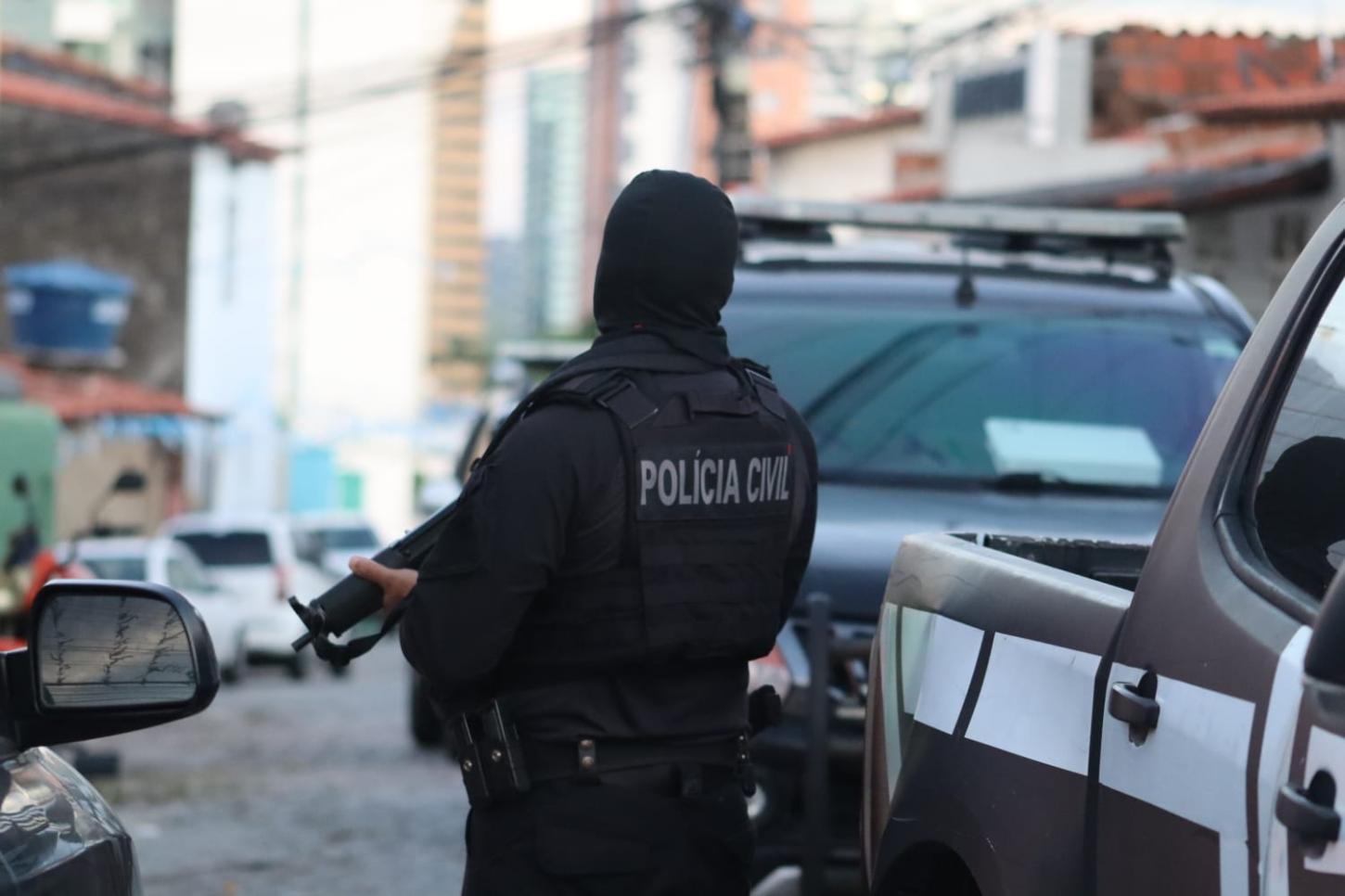 Polícia Civil prende advogado que facilitava comunicação entre integrantes de facção
