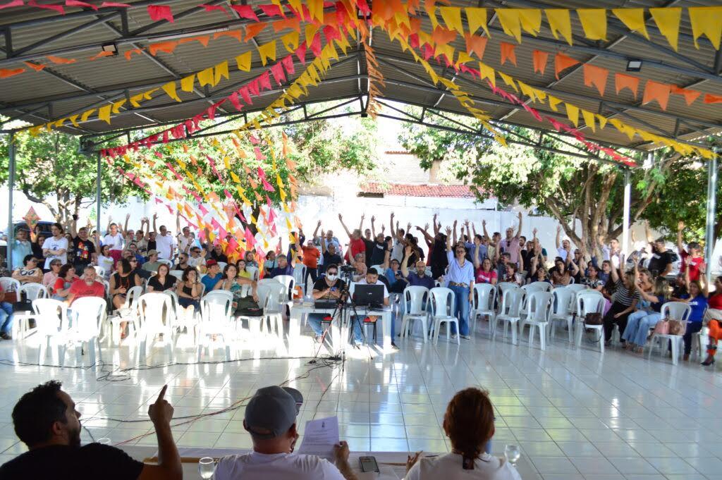 Professores da UERN aprovam proposta de reajuste