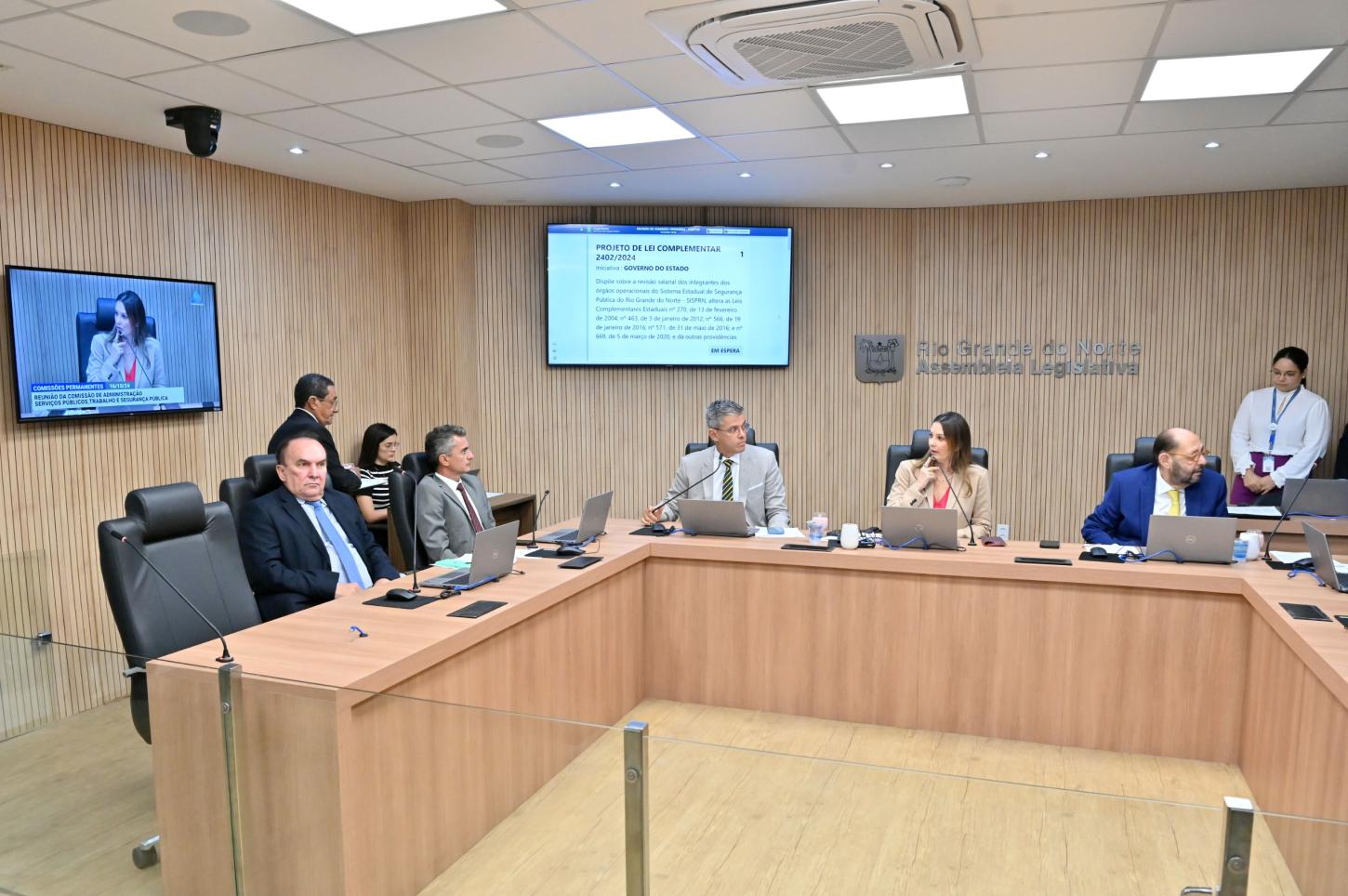 Comissão de Administração da ALRN aprova projeto que cria novos cargos no quadro geral de serviços auxiliares do MP