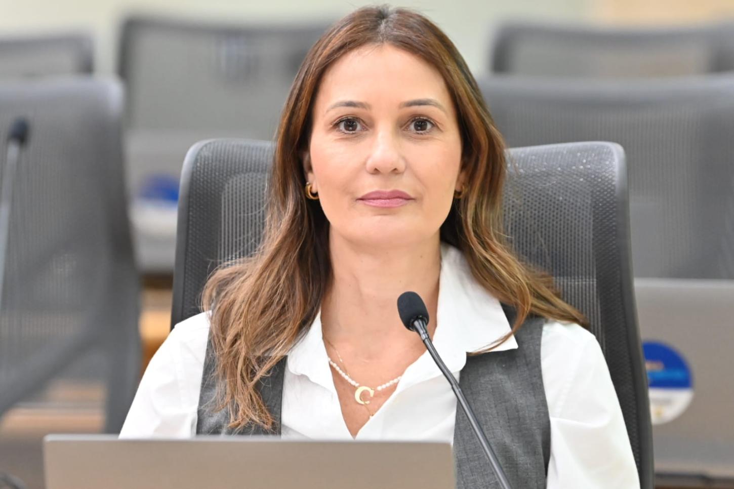 Deputada diz que criança morreu por falta de UTI mesmo havendo vaga no sistema de regulação