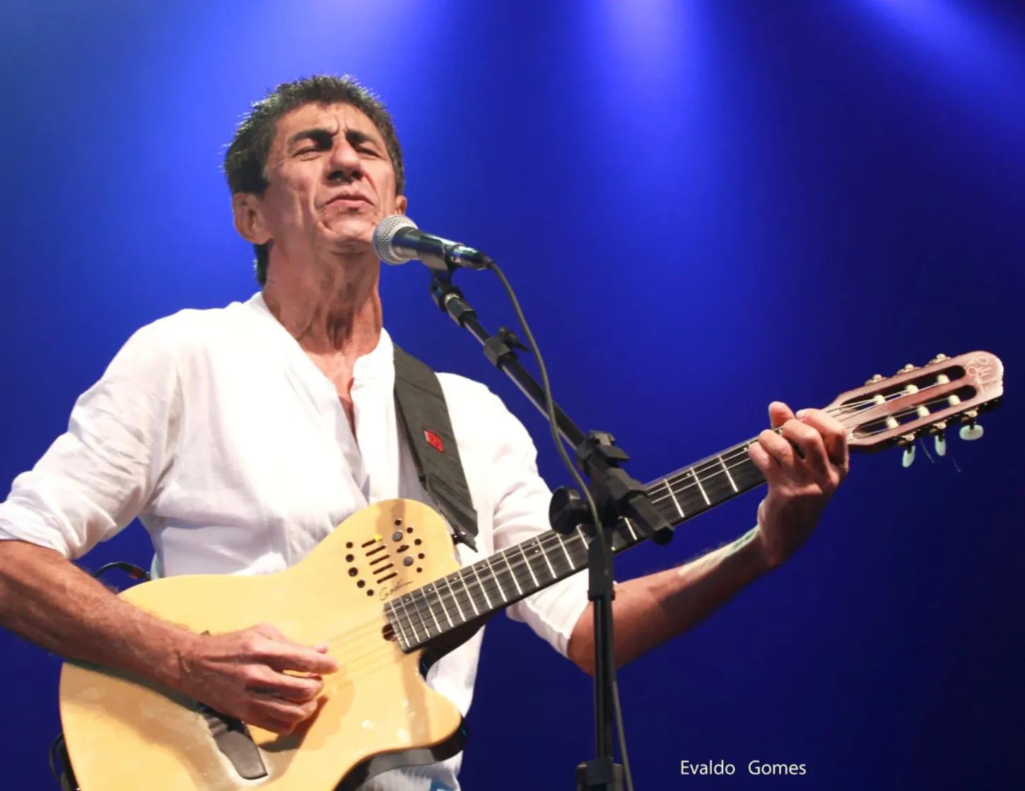 Fagner fará show inédito dos 50 anos de carreira em Mossoró