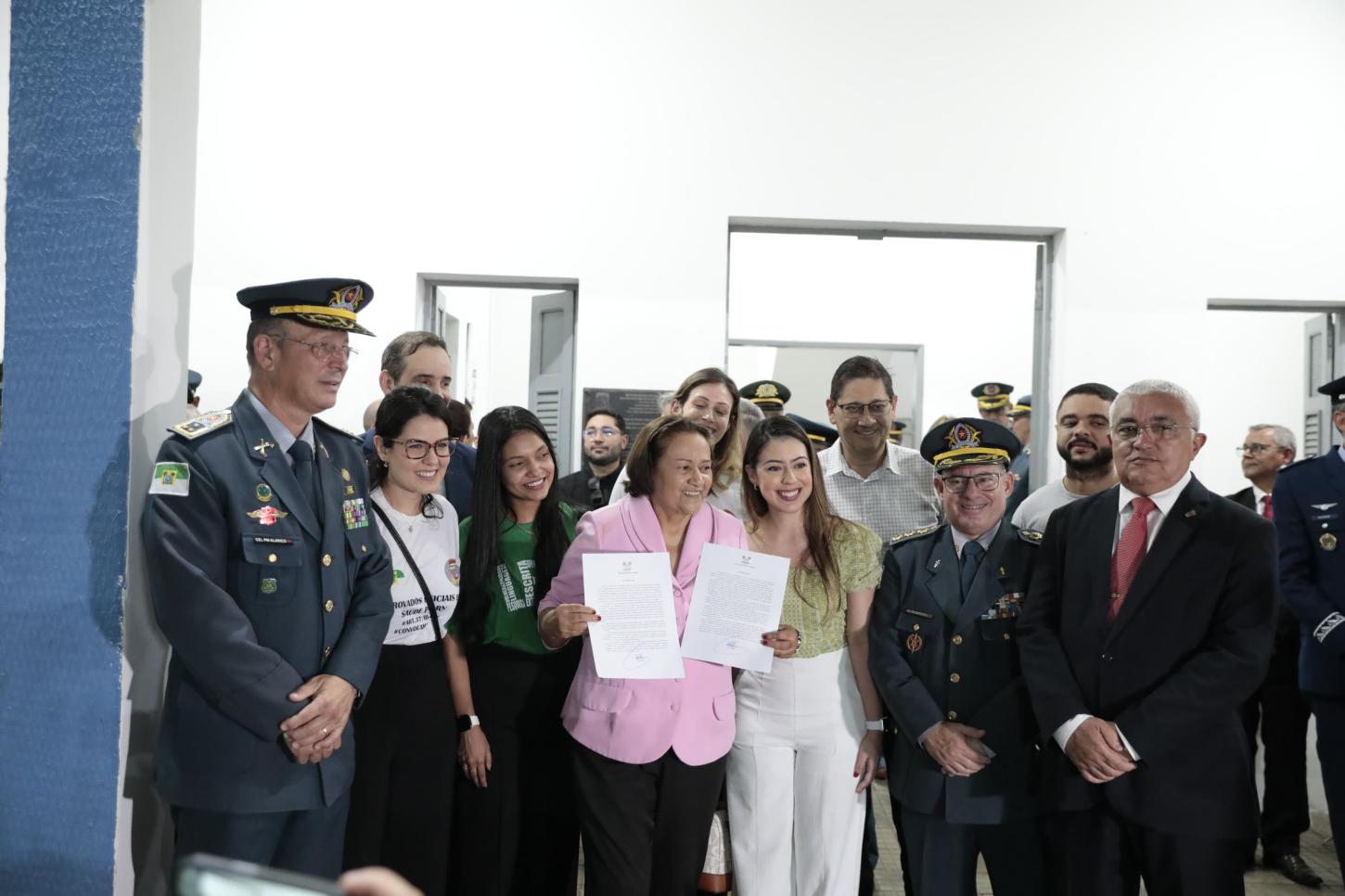 Governo anuncia reestruturação do ITEP e novo concurso para PM