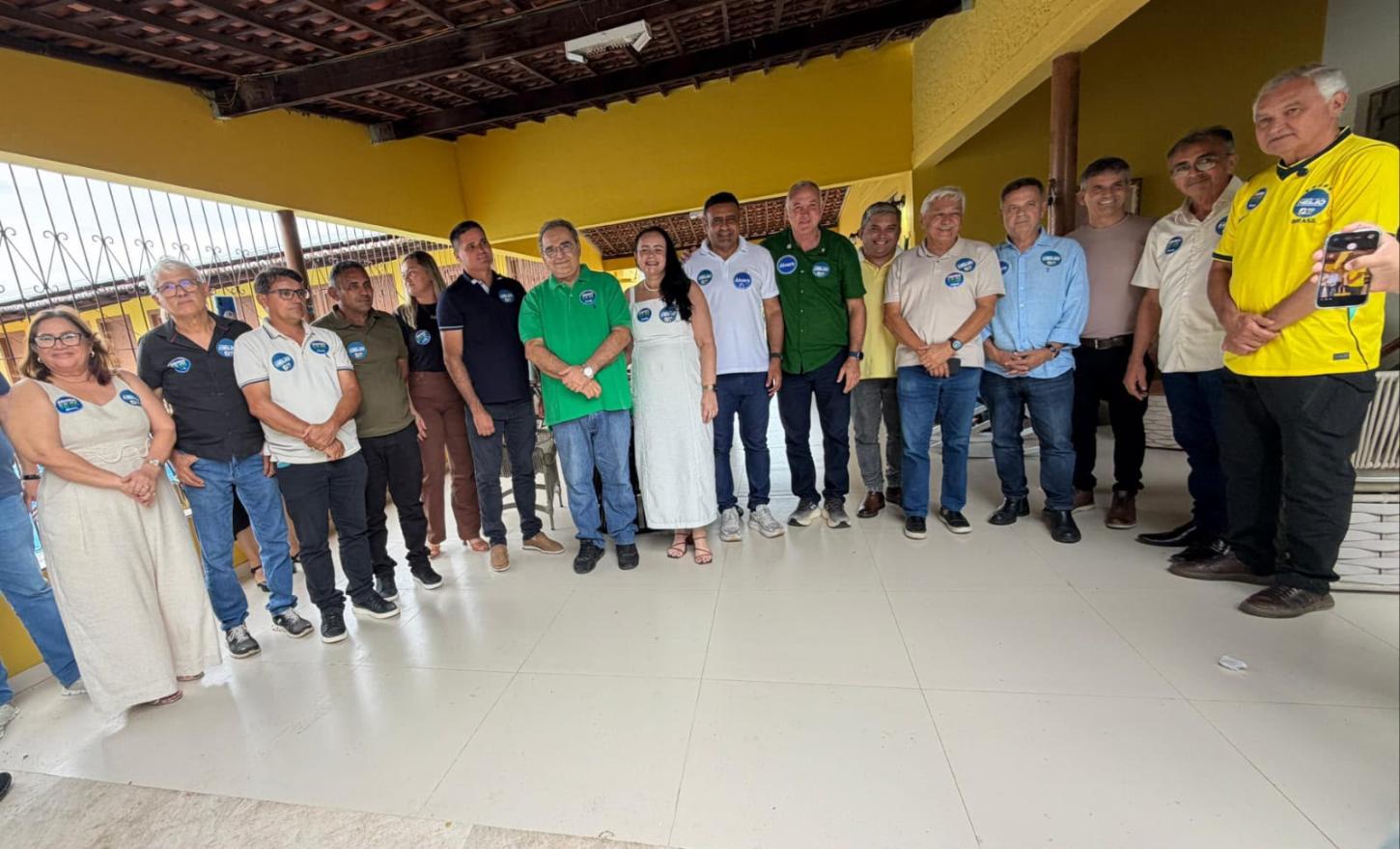 Prefeita de Rodolfo Fernadas confirma voto na chapa Álvaro e Baba